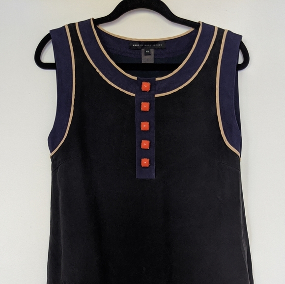 Marc Jacob's Super unique and fashionable statement piece. - Picture 8 of 9